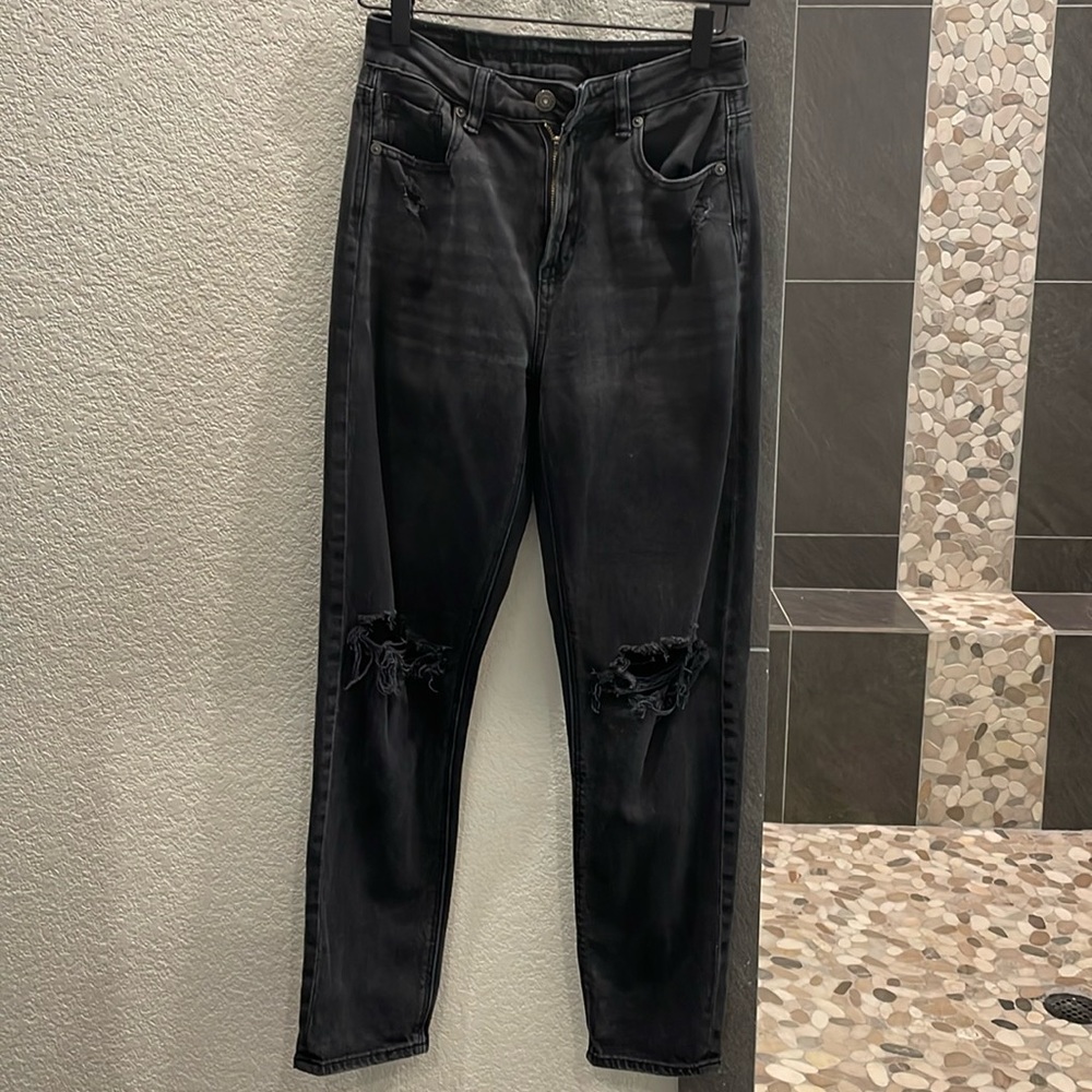 Black American Eagle, straight leg, distressed jeans
